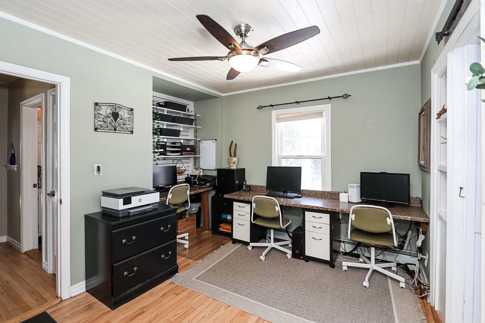 58 Elm Court, New Hyde Park 16