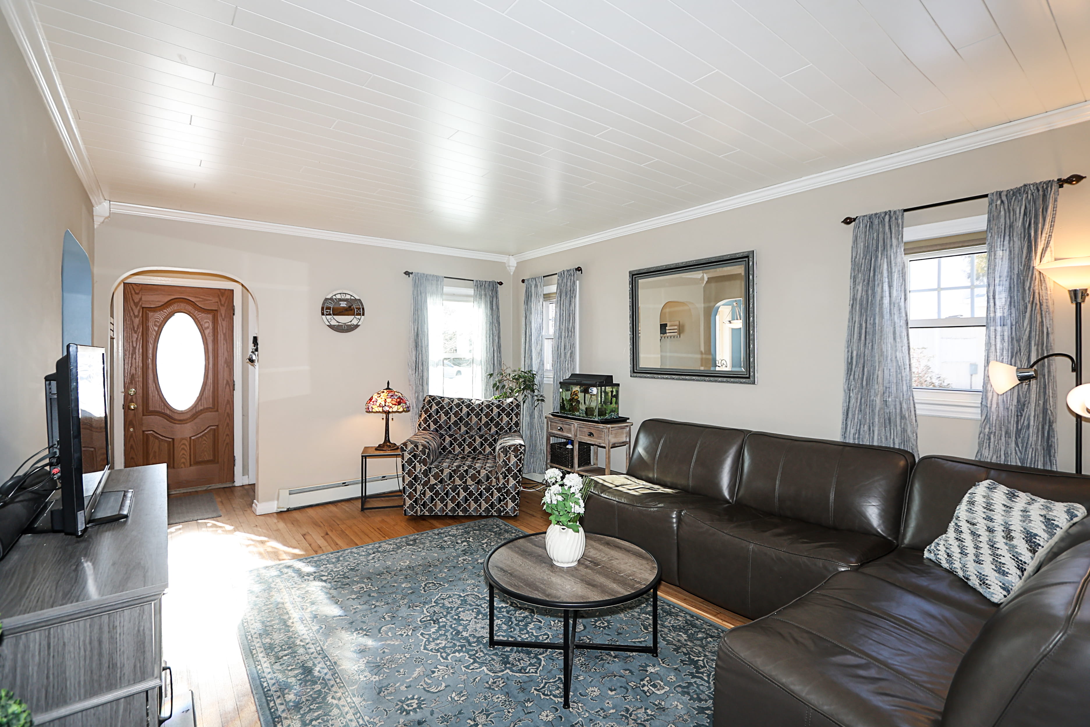 58 Elm Court, New Hyde Park 7